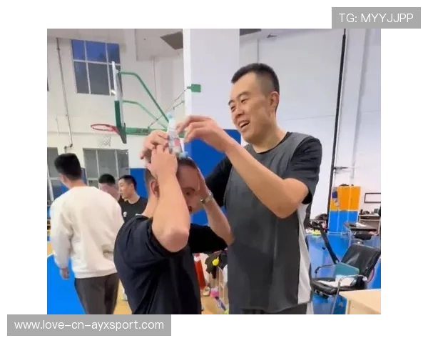 教练与球员公开和解，队内氛围迅速回暖