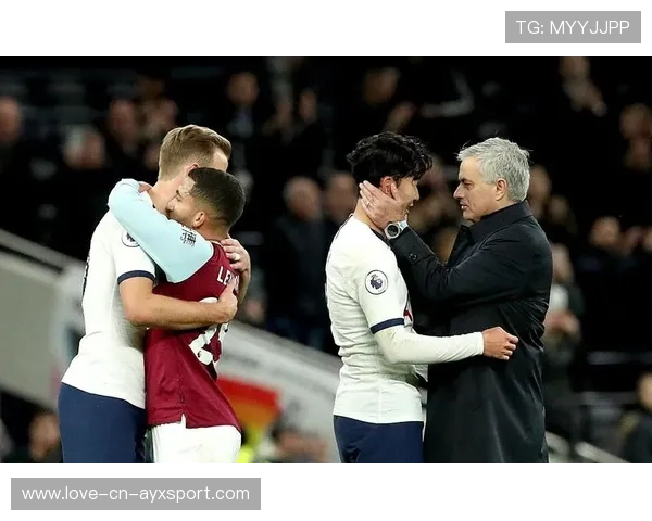 孙兴慜一条龙再度破门，热刺全体兴奋