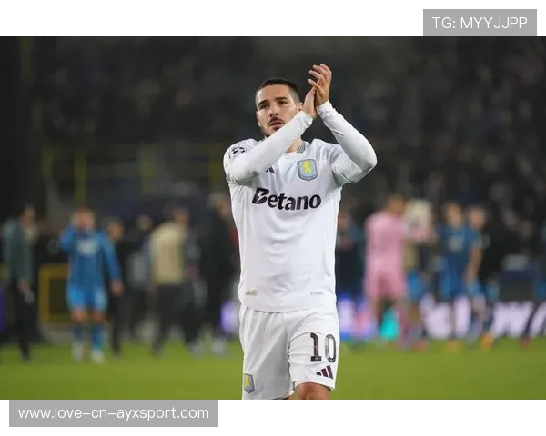 维拉中场覆盖面积大