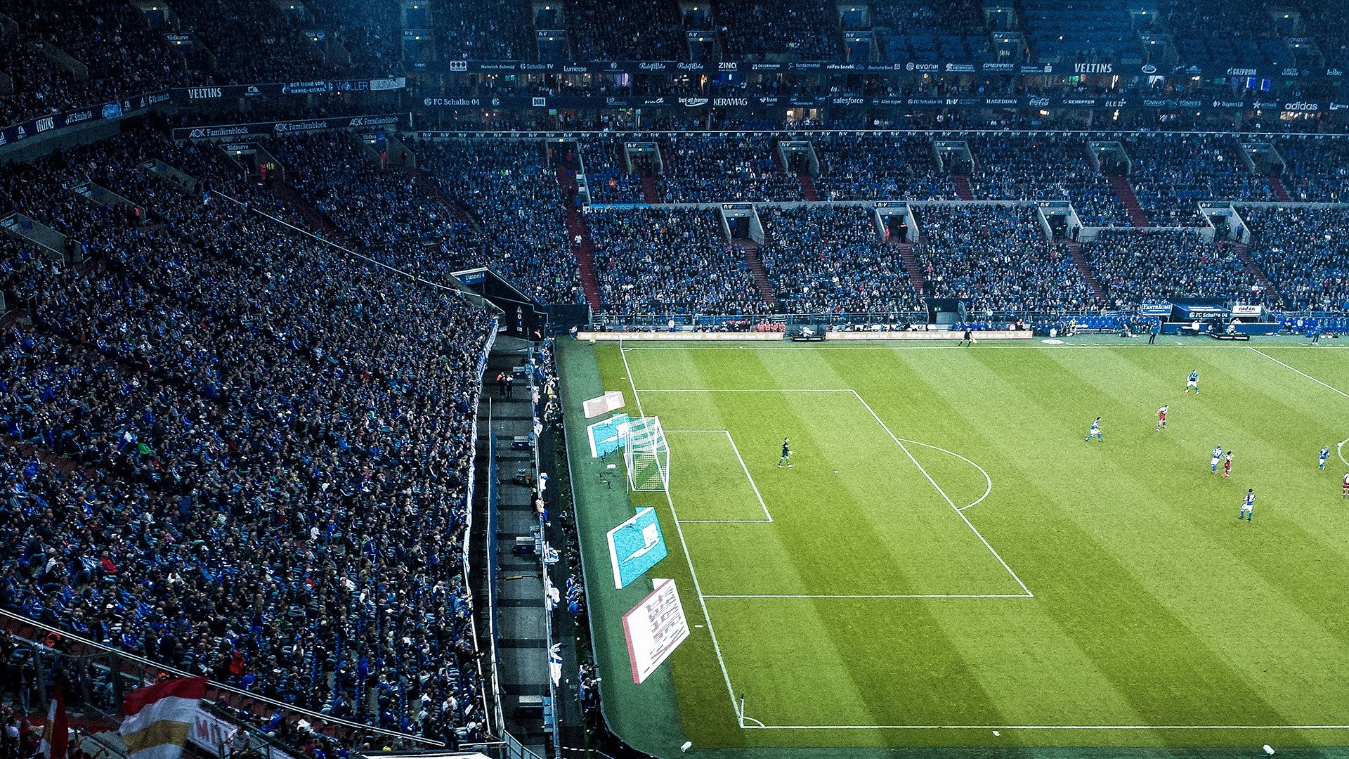 全国体操锦标赛男子全能决赛 年轻选手一战成名